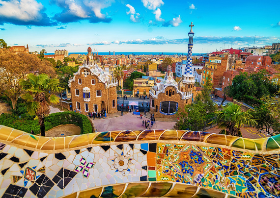 Puzzle 1000 el. Park Güell / Barcelona / Hiszpania